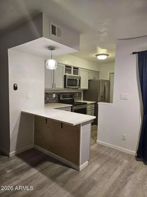 2220 W Dora St #114, Mesa, AZ 85201