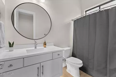 Bath - 8155 E Jaeger St, Mesa, AZ 85207 photo 1 of 7