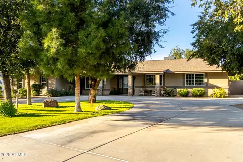 9032 W Villa Chula St, Peoria, AZ 85383