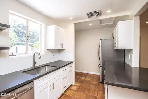 Kitchen - 3023 E Mulberry Dr, Phoenix, AZ 85016 photo 2 of 4