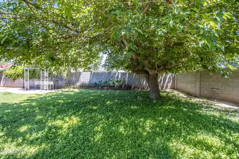 Exterior - 3023 E Mulberry Dr, Phoenix, AZ 85016 photo 9 of 11