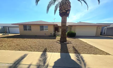 10813 W Hutton Dr, Sun City, AZ 85351