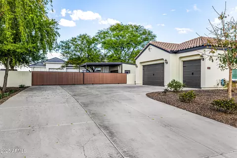 Exterior - 4368 Estrella Ct, Gilbert, AZ 85296 photo 2 of 12