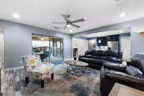 Living - 1755 E Mesquite Ave, Apache Junction, AZ 85119 photo 1 of 1