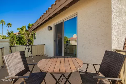 Exterior - 2310 E Mallard Ct, Gilbert, AZ 85234 photo 5 of 9