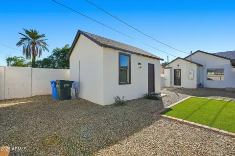 Exterior - 1430 E Diamond St, Phoenix, AZ 85006 photo 5 of 5