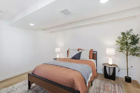 Bedroom - 1430 E Diamond St, Phoenix, AZ 85006 photo 3 of 6
