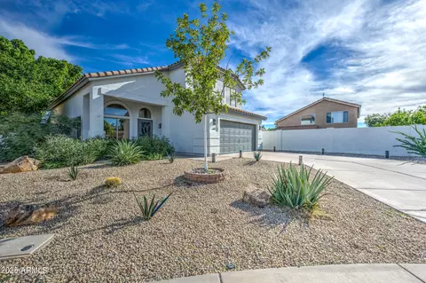 1337 N Thunderbird Ct, Gilbert, AZ 85234