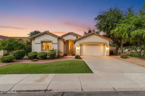 2430 S Dragoon Dr, Chandler, AZ 85286