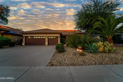 1021 S Western Skies Dr, Gilbert, AZ 85296
