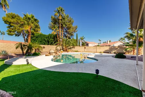 Exterior - 1246 E Tradewind Dr, Gilbert, AZ 85234 photo 7 of 12