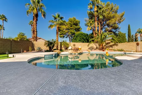 Exterior - 1246 E Tradewind Dr, Gilbert, AZ 85234 photo 11 of 12