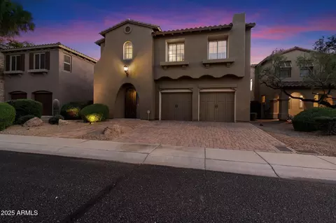 3973 E Hummingbird Ln, Phoenix, AZ 85050