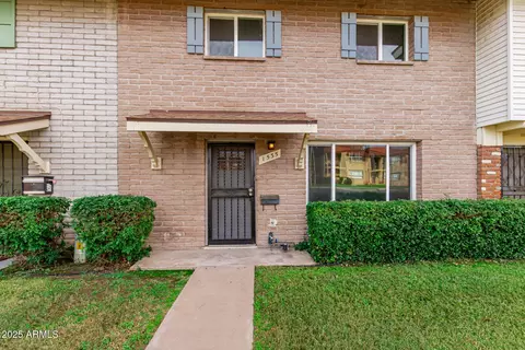 1535 W Hazelwood St, Phoenix, AZ 85015
