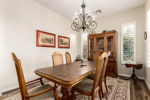 Dining - 4271 E Sourwood Dr, Gilbert, AZ 85298 photo 2 of 3