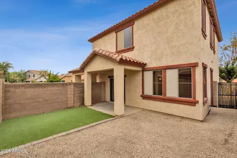 Exterior - 988 E Redondo Dr, Gilbert, AZ 85296 photo 3 of 9