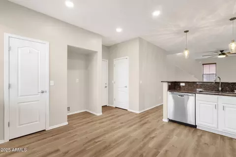 Entry Way - 988 E Redondo Dr, Gilbert, AZ 85296 photo 2 of 2