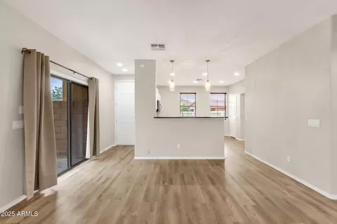 Living - 988 E Redondo Dr, Gilbert, AZ 85296 photo 2 of 8