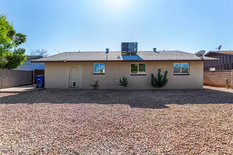 Exterior - 334 E Holmes Ave, Mesa, AZ 85210 photo 3 of 5