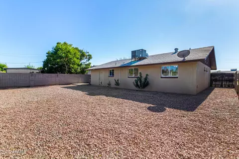 Exterior - 334 E Holmes Ave, Mesa, AZ 85210 photo 4 of 5