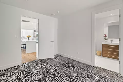 Bedroom - 4218 E Palo Verde Dr, Phoenix, AZ 85018 photo 3 of 5