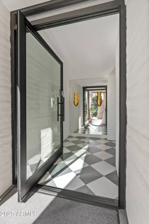 Entry Way - 4218 E Palo Verde Dr, Phoenix, AZ 85018 photo 1 of 1