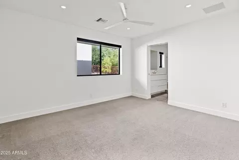 Bedroom - 4218 E Palo Verde Dr, Phoenix, AZ 85018 photo 5 of 5