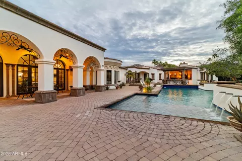 6770 E Bluebird Ln, Paradise Valley, AZ 85253