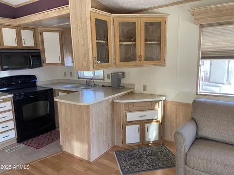 1185 W Klamath Ave, Apache Junction, AZ 85119 photo 5