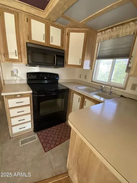 1185 W Klamath Ave, Apache Junction, AZ 85119 photo 8