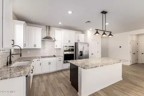 18460 E Donato Dr, Gold Canyon, AZ 85118