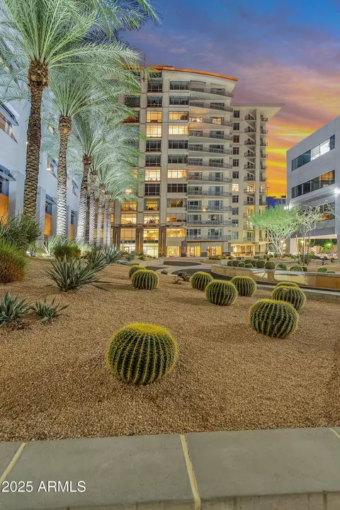 2211 E Camelback Rd #306, Phoenix, AZ 85016