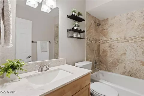 Bath - 2837 E North Ln, Phoenix, AZ 85028 photo 5 of 5