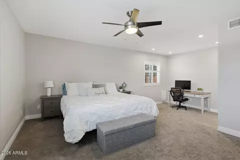 Bedroom - 2837 E North Ln, Phoenix, AZ 85028 photo 1 of 6