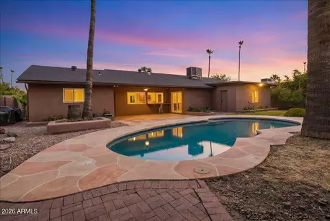 Exterior - 2837 E North Ln, Phoenix, AZ 85028 photo 9 of 9
