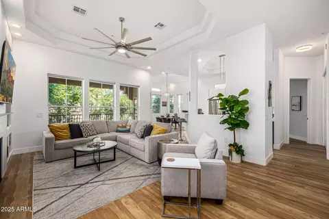8245 E Bell Rd #221, Scottsdale, AZ 85260