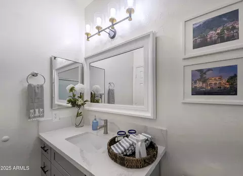 Bath - 6421 S 23rd Dr, Phoenix, AZ 85041 photo 2 of 5