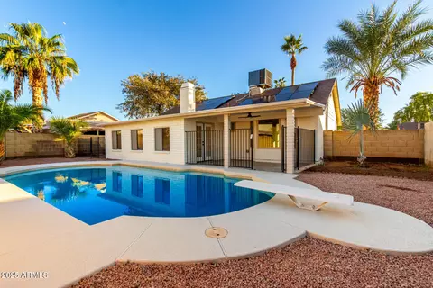 1514 W Loughlin Dr, Chandler, AZ 85224