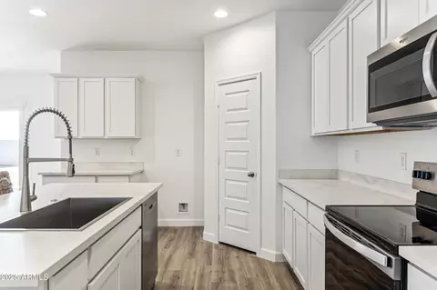 Kitchen - 12381 E Agave Ln, Florence, AZ 85132 photo 2 of 6
