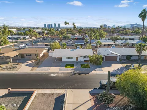 View/Area - 1037 E Lilac Dr, Tempe, AZ 85288 photo 2 of 2