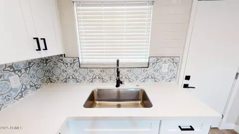 Other - 1011 E Amelia Ave, Phoenix, AZ 85014 photo 4 of 12