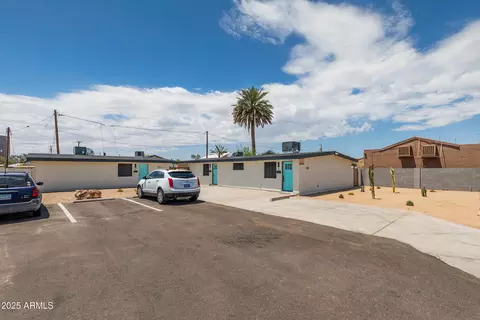 Other - 1011 E Amelia Ave, Phoenix, AZ 85014 photo 2 of 12