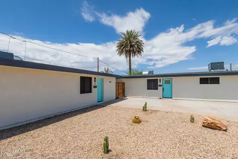 Exterior - 1011 E Amelia Ave, Phoenix, AZ 85014 photo 3 of 5