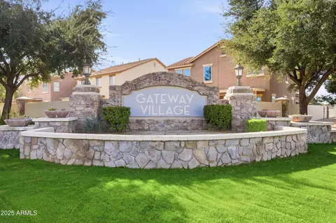 Exterior - 4449 E Megan St, Gilbert, AZ 85295 photo 11 of 17
