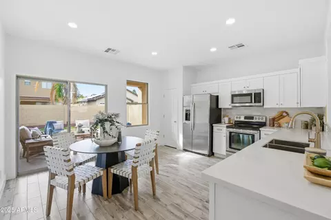 Kitchen - 4449 E Megan St, Gilbert, AZ 85295 photo 2 of 4