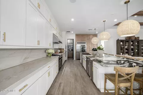 Kitchen - 6624 S Las Setas St, Gilbert, AZ 85298 photo 4 of 5