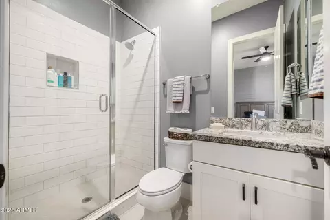 Bath - 6624 S Las Setas St, Gilbert, AZ 85298 photo 7 of 8