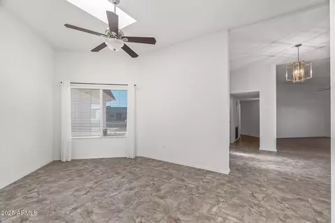 Living - 17841 N Willowbrook Dr, Sun City, AZ 85373 photo 6 of 8