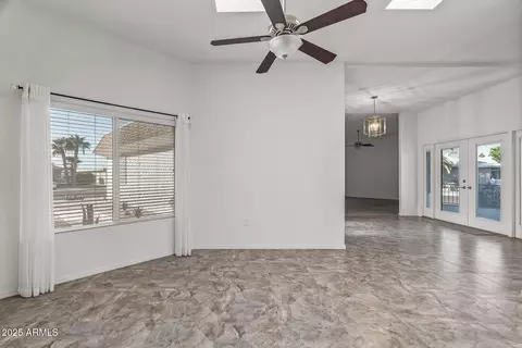 Living - 17841 N Willowbrook Dr, Sun City, AZ 85373 photo 7 of 8