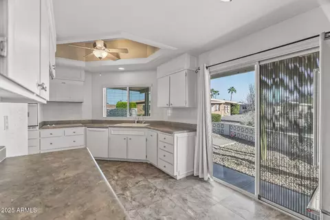 Kitchen - 17841 N Willowbrook Dr, Sun City, AZ 85373 photo 1 of 6